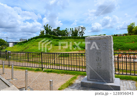 恵解山古墳　明智光秀本陣跡　長岡京市 128956043