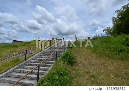 恵解山古墳　明智光秀本陣跡　長岡京市 128958211
