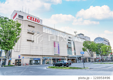 山梨県甲府市 快晴のJR甲府駅南口 山梨県甲府市 快晴のJR甲府駅南口 128958496