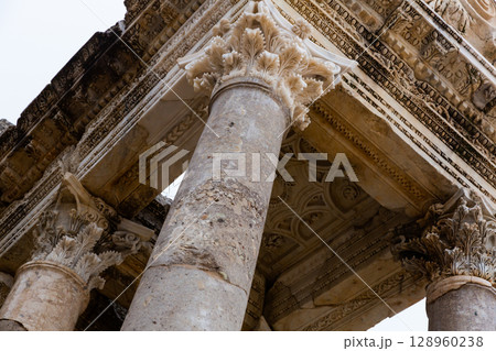 Ruins of Nymphaeum in Sagalassos antique town, Turkey Ruins of Nymphaeum in Sagalassos antique town, Turkey 128960238