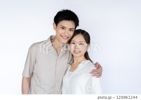 カップルポートレート カップルポートレート 128961244