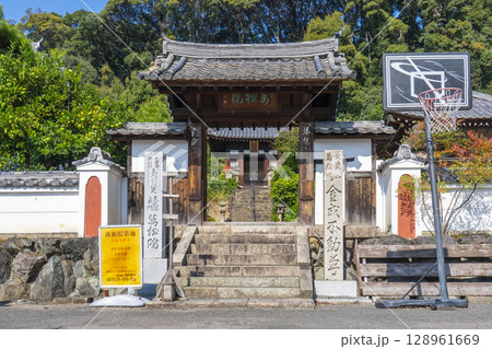 萬福寺塔頭　萬松院 128961669