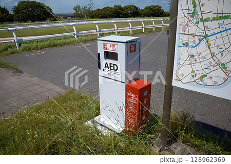 AED設置 AED設置 128962369