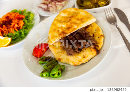 Turkish shish kofte kebab 128962423
