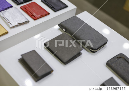 皮革財布 ディスプレイ 皮革財布 ディスプレイ 128967155