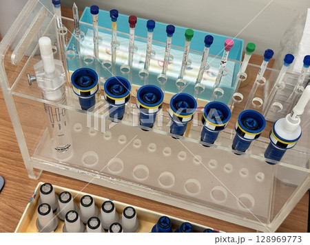 磁気共鳴イメージング ケミカル 薬品 128969773