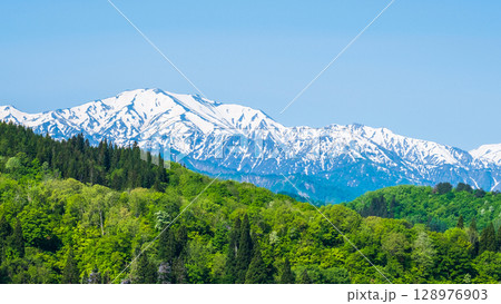 飯豊連峰(5月) 飯豊連峰(5月) 128976903