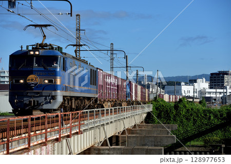 城東貨物線を走るEF510-508コンテナ貨物列車 128977653