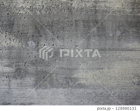 コンクリートの壁　ブロックの壁　造形物の中にも魅力がある。　コピースペース 128980131