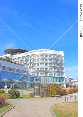 愛知県名古屋市、西部医療センターの風景 128983249