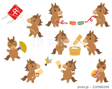 正月の遊びと餅つきをする馬のキャラクターのイラストセットのイラスト