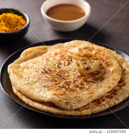 Crispy Roti Prata Delicious South Indian Delightのイラスト素材 [128987580] - PIXTA