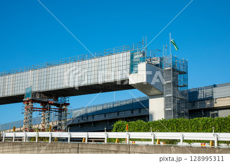 モノレール延伸工事周辺の様子 128995311