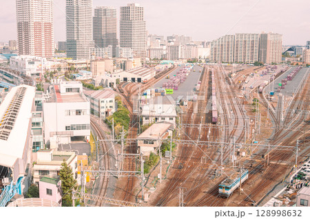 貨物ターミナル　隅田川駅の風景 128998632