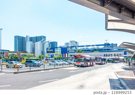 JR長町駅東口 長町駅 バス停 バスプール ロータリー JR長町駅東口 長町駅 バス停 バスプール ロータリー 128999253