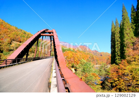 奥裾花ダムの紅葉 奥裾花ダムの紅葉 129002129