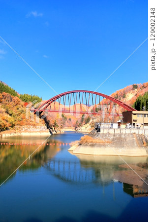奥裾花ダムの紅葉 奥裾花ダムの紅葉 129002148