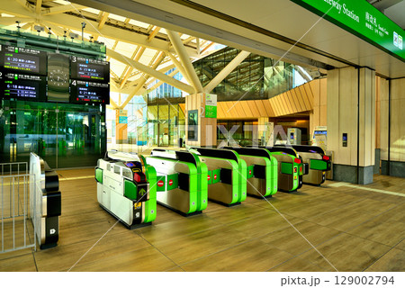 山手線新駅 高輪ゲートウェイ駅改札口 129002794