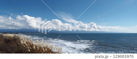 壮大な自然が持つ威厳を感じさせる背景 129003970