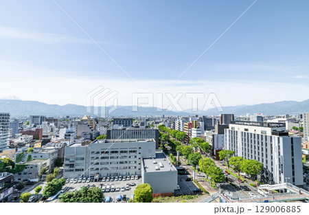 山梨県甲府市 市内展望台から望む甲府市中心部の街並み 山梨県甲府市 市内展望台から望む甲府市中心部の街並み 129006885