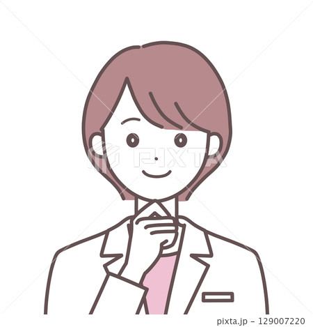 納得する白衣の女性 129007220