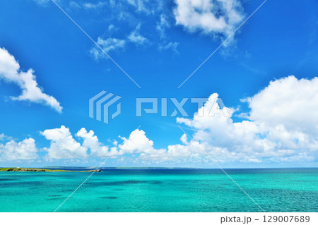沖縄 宮古島 青空と海 沖縄 宮古島 青空と海 129007689