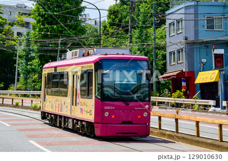 東京さくらトラム(都電荒川線) 王子駅前駅~飛鳥山駅 併用軌道 東京さくらトラム(都電荒川線) 王子駅前駅~飛鳥山駅 併用軌道 129010630