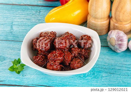 Minced meef meatball with tomato sauce Minced meef meatball with tomato sauce 129012021