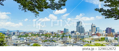 初夏の仙台市全景 129012672