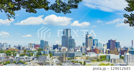 初夏の仙台市全景 129012685
