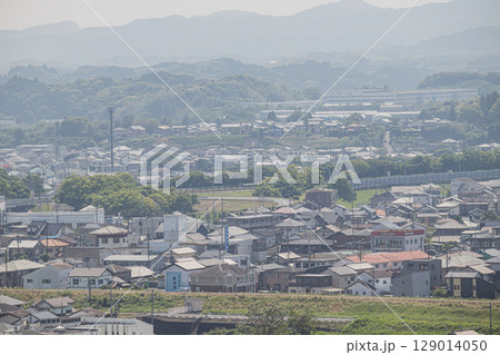 菊川市の高台から見た街並み(静岡県) 129014050