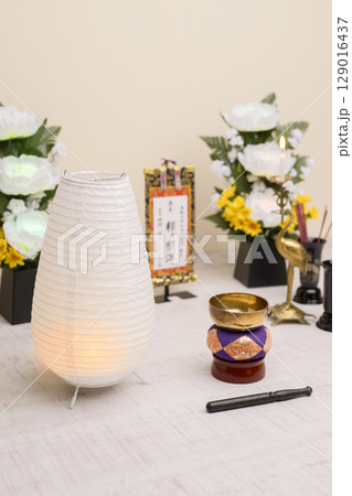 新盆イメージ（白紋天 白提灯） 129016437