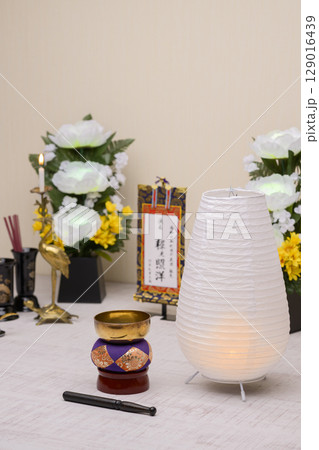 新盆イメージ（白紋天 白提灯） 129016439