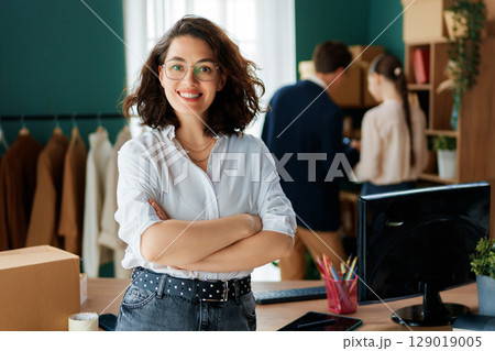 designers are working in studio 129019005