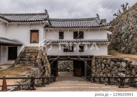 世界遺産・姫路城の美しい城郭と日本の伝統建築 世界遺産・姫路城の美しい城郭と日本の伝統建築 129020991