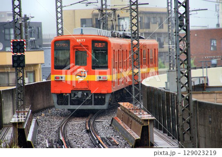さよならベテラン通勤車… 『大師線』を快走する【8000系】 さよならベテラン通勤車… 『大師線』を快走する【8000系】 129023219
