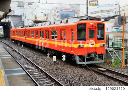 さよならベテラン通勤車… 『大師線』を快走する【8000系】 129023220