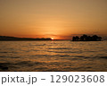 宍道湖・嫁ヶ島の夕景 129023608