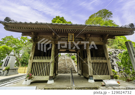 四国八十八箇所32番　禅師峰寺　山門　高知県南国市 129024732