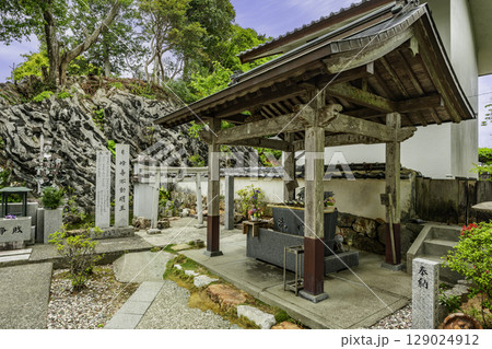 四国八十八箇所32番　禅師峰寺　不動明王と手洗地蔵　高知県南国市 129024912