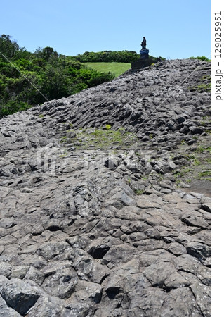 七ツ釜 七ツ釜園地 屋形石の七ツ釜 (佐賀県) 七ツ釜 七ツ釜園地 屋形石の七ツ釜 (佐賀県) 129025951