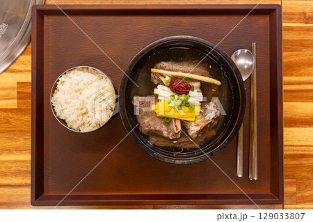 Korean traditional food. short rib soup. galbitang 129033807
