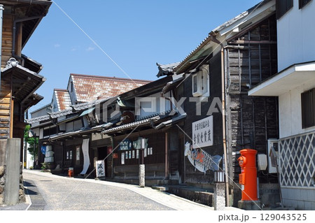 岐阜県中津川市:中津川宿の町並み/下町 岐阜県中津川市:中津川宿の町並み/下町 129043525