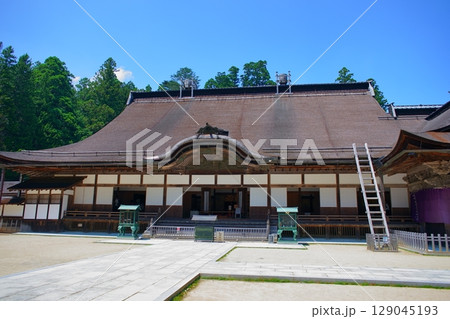 世界遺産高野山の情景　金剛峯寺 129045193