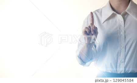 Business concept. A confident gesture by a female leader with leadership and innovative attitude. 129045584