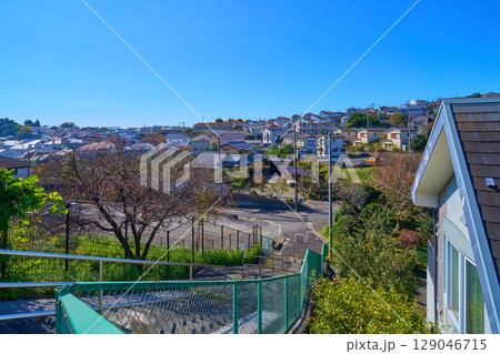 神奈川県川崎市麻生区細山8丁目9付近の南西側眺望 129046715