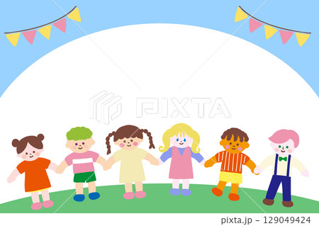 世界の子供達が手を繋ぐかわいいフレーム素材 129049424