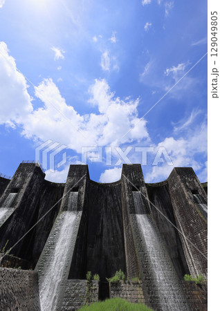香川県観音寺市大野原町田野々、国重文「豊稔池堰堤」 香川県観音寺市大野原町田野々、国重文「豊稔池堰堤」 129049805