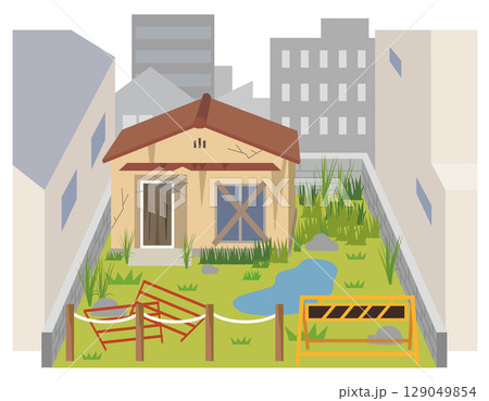 建物に囲まれた、空き家のある放置された土地　荒れた土地　空地　資産　不動産 129049854