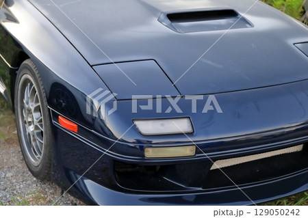 黒い国産スポーツカー 129050242